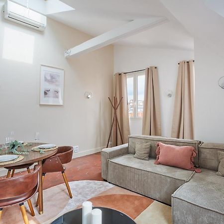 Apartement Montaigne George V By Studio Prestige Parigi Esterno foto