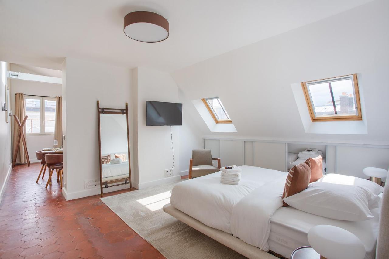 Apartement Montaigne George V By Studio Prestige Parigi Esterno foto