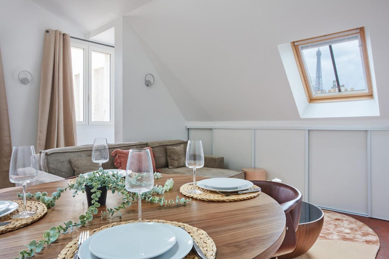 Apartement Montaigne George V By Studio Prestige Parigi Esterno foto